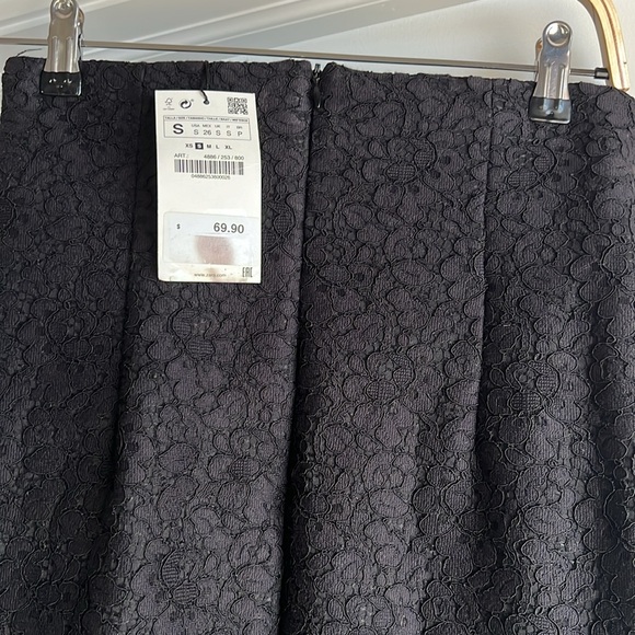 Black Lace Pencil Skirt - Picture 5 of 5